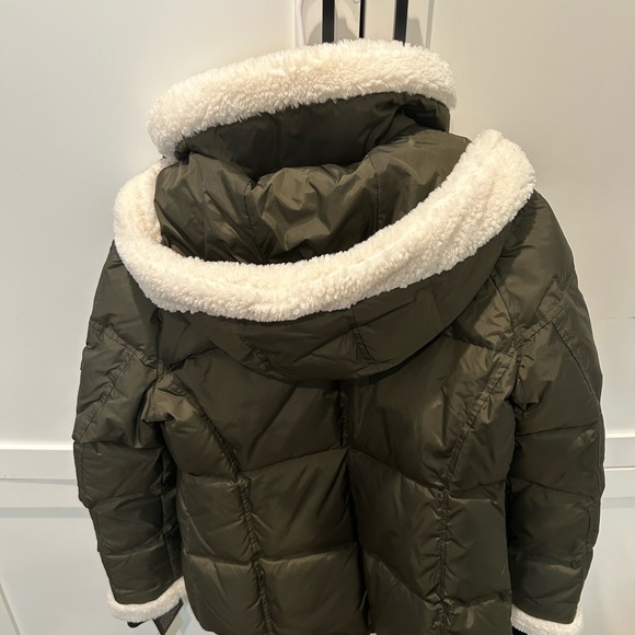 NWT S13 Callie Faux Sherpa Trim Down Puffer Coat Military Green Size M - Picture 5 of 5